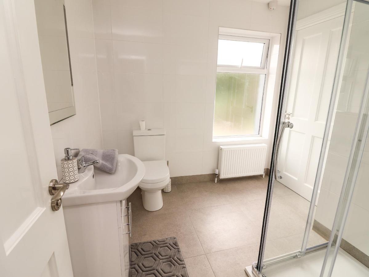 Meadow View Villa Енис Екстериор снимка